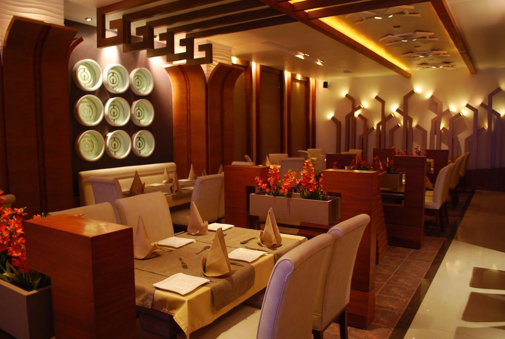 Hotel Millennium Guwahati Buitenkant foto